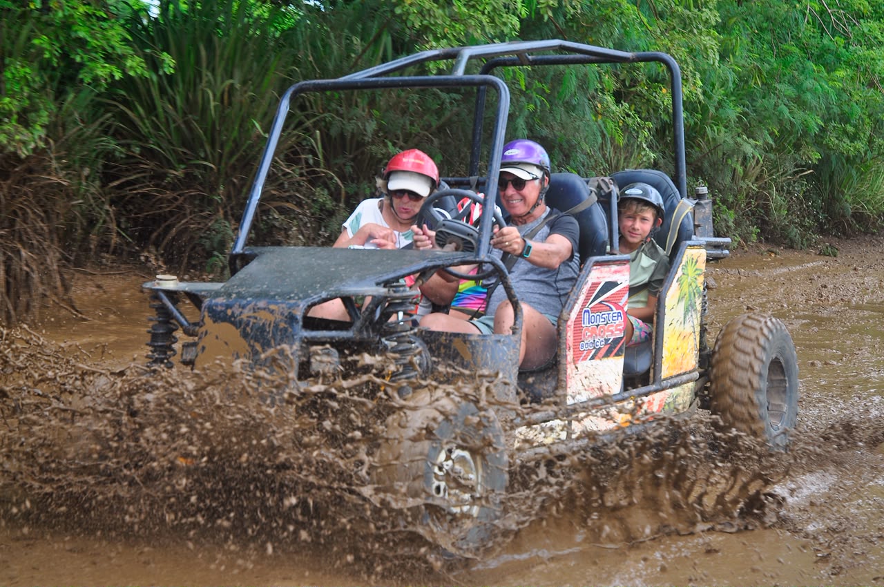 Bayahibe Buggy Familiar · Bayahibe / La Romana
