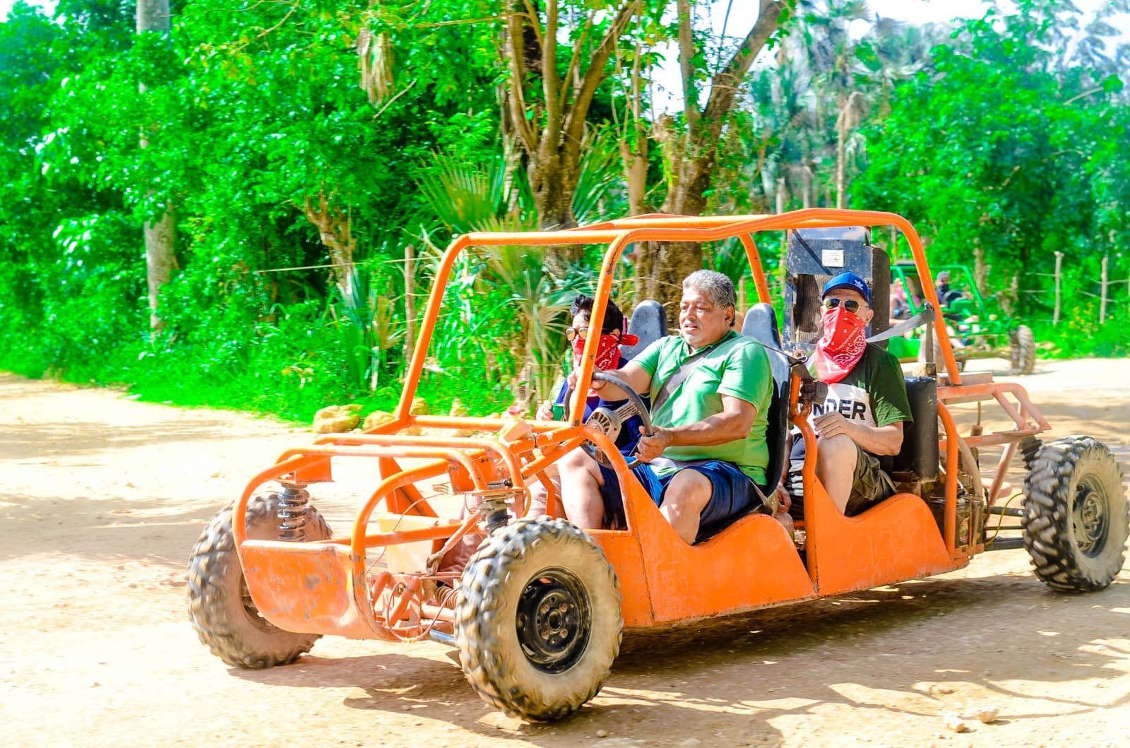 Buggy familiar en Punta Cana con niños: requisitos y consejos